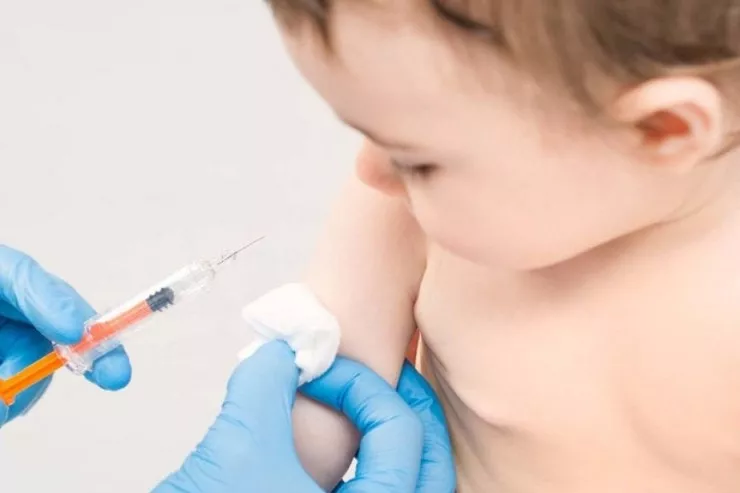 Goranboyda peyvənd vurulan UŞAQ ÖLDÜ 