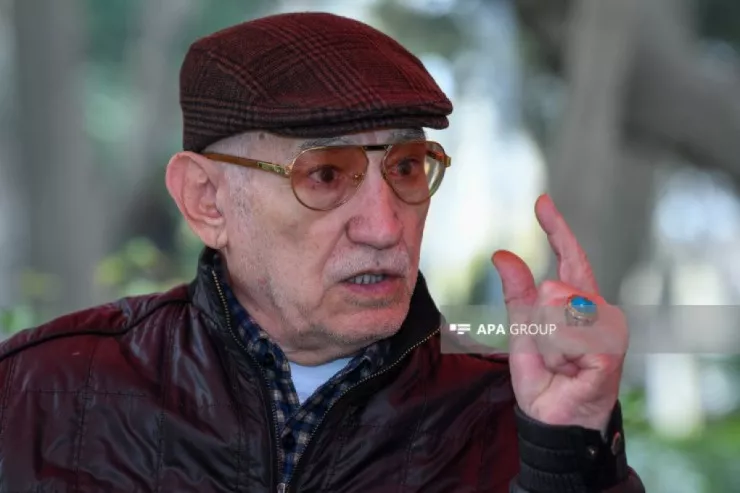 “Onlar bədəni, sinəsi  hesabına “sənətkar” olanlardır” – Xalq artisti  televiziyalardan danışdı