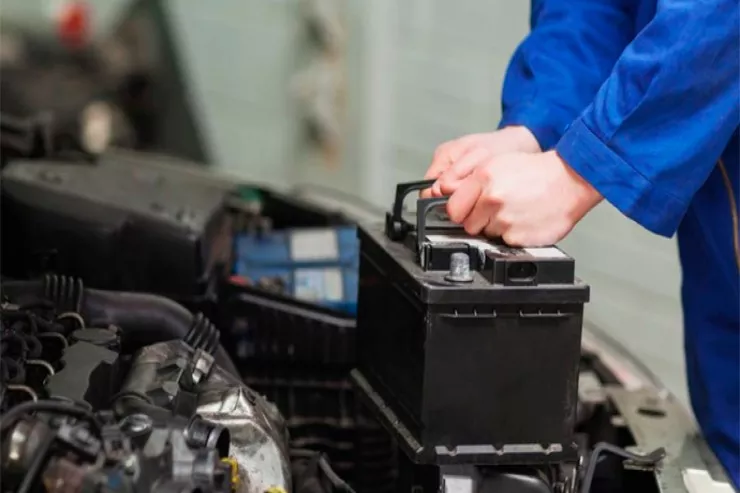 Bakıda akkumulyator  oğrusu TUTULDU