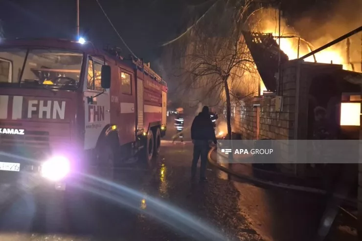 Goranboyda yaşayış evi  və 200-ə yaxın ot bağlaması yandı