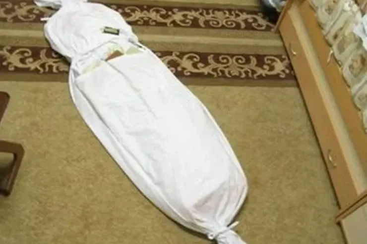 Qırmızı qəsəbədə evdən meyit tapıldı 