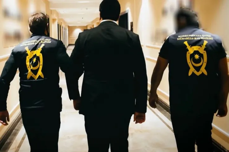 Qaçaqmalçılıqda təqsirləndirilən gömrükçülərin məhkəməsi  BAŞLAYIR