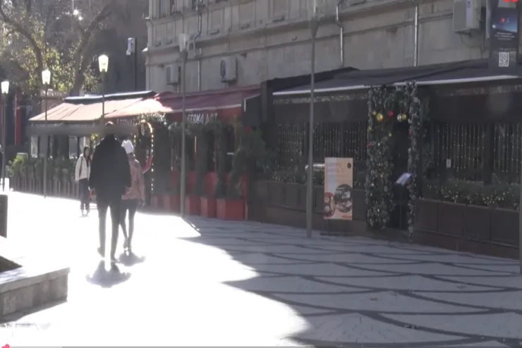 Bir küçədə bu qədər restoran nəyə lazımdır? -VİDEO 