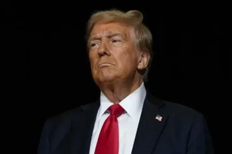 Trampın komandası İrana zərbə  variantlarını müzakirə edir