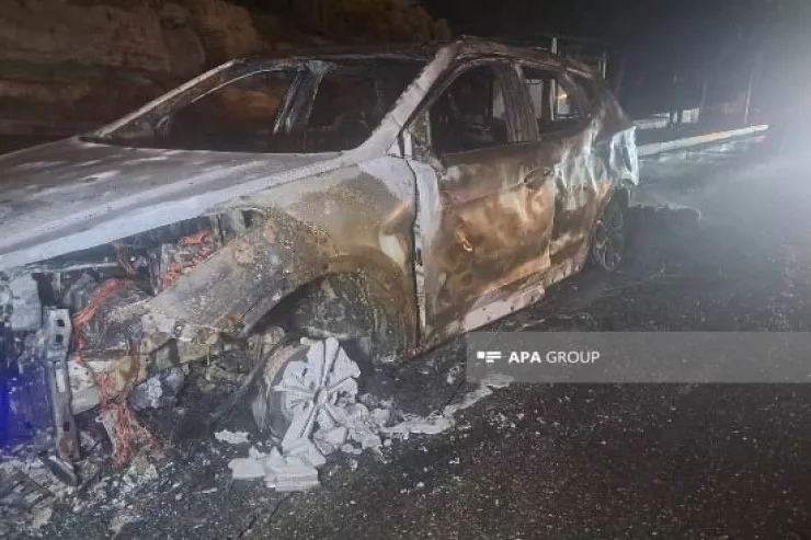 Bakıda "Santa Fe” yanıb kül oldu 