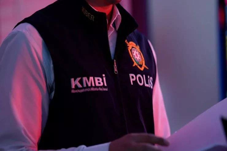 Azərbaycanda 150-yə yaxın adamın pulunu ələ keçirən haker  tutuldu - VİDEO 