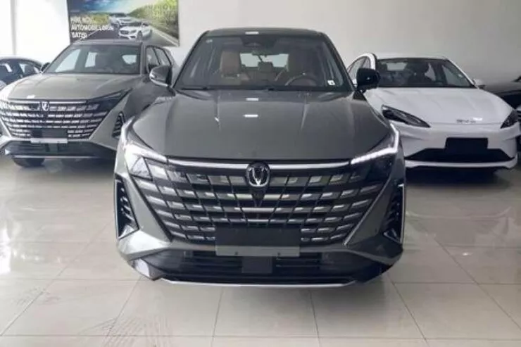 Çin avtomobillərinin hərbi obyektlərə daxil olması  qadağan edilir