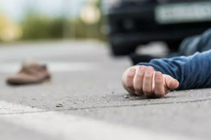 Salyanda maşın piyadanı vurub öldürdü 