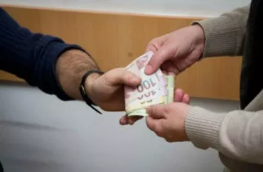 "Jek"ə pul ödəmək...