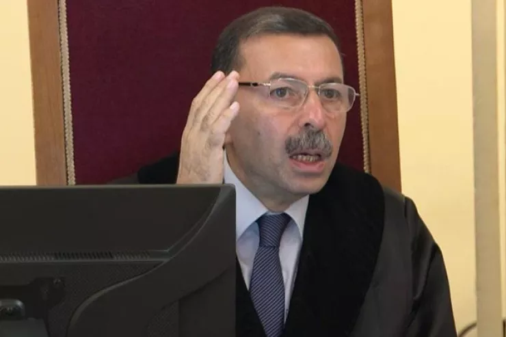 Sabiq hakim DSMF-ni məhkəməyə verdi - PENSİYA DAVASI 