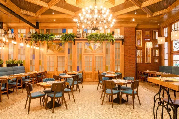 Bakıda məşhur restoranda OĞURLUQ: gözətçi tutuldu 