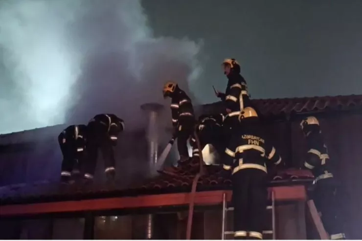 Bakıda restoranda YANĞIN - VİDEO 