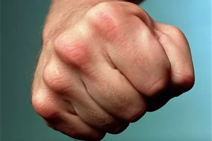 Bakıda Xalq artistinin  oğlunu döyən saxlanıldı