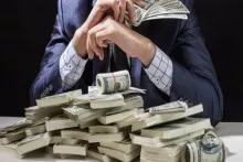 Bu ölkənin hər 6 sakinindən biri dollar milyonçusudur 