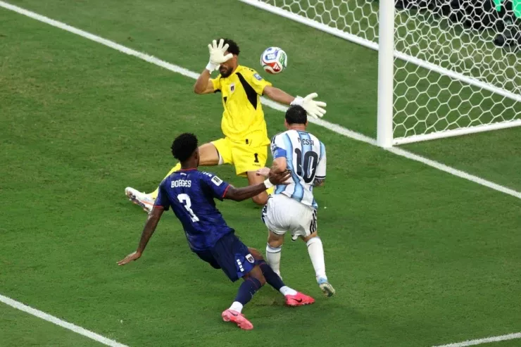 DÇ-2026 : Argentina Kabo-Verdeni çətinliklə məğlub edərək 1/8 finala çıxdı