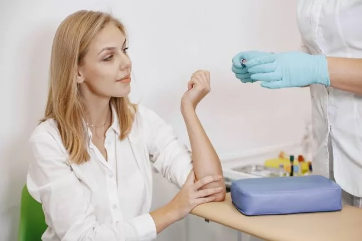 40 yaşdan sonra həyatınızı  xilas edəcək  dörd tibbi test 