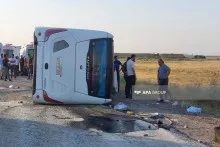 Zaqatala-Bakı avtobusu aşdı: 30 nəfər xəsarət aldı 