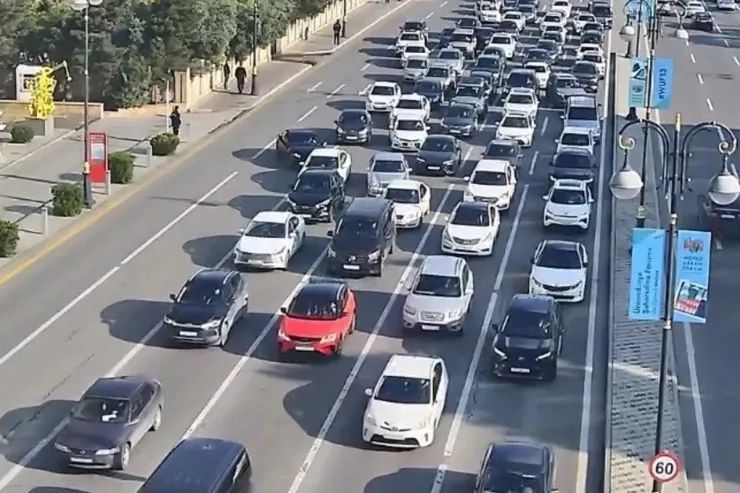 Sürücülərin diqqətinə  - Bu yolda hərəkət istiqaməti dəyişdirilir