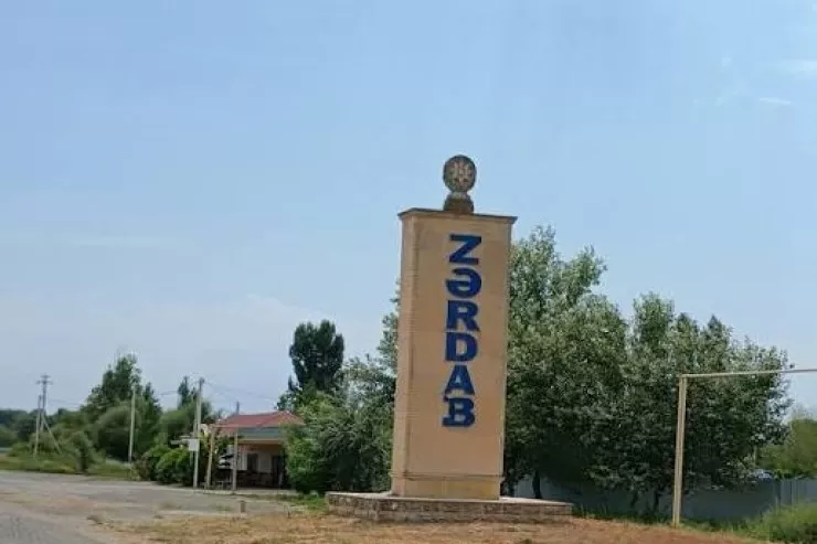 Zərdabda 3 yaşlı uşaq otbağlayan aqreqatın təkərinin altında qalıb öldü 