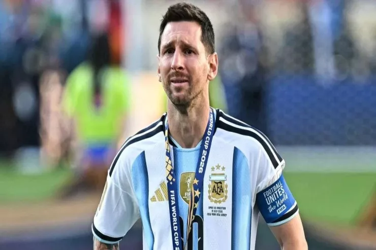 Messi Argentina millisi ilə vidalaşdı 