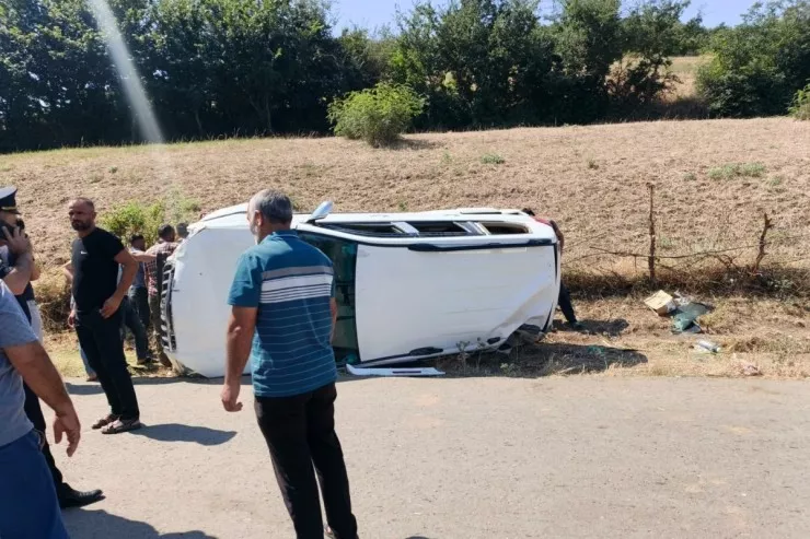 "Toyota Prado" aşdı,  4 nəfər yaralandı