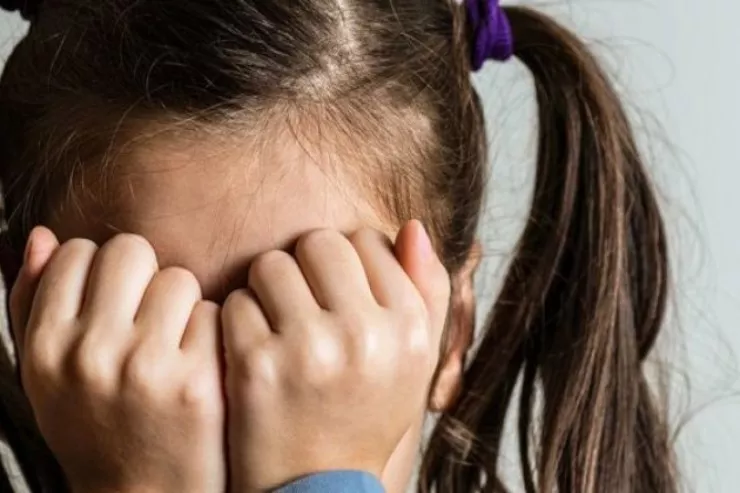 Şəmkirdə DƏHŞƏT: 12 yaşlı qız  bıçaqlanıb öldürüldü