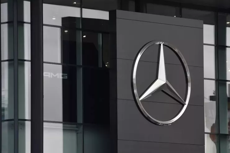 “Mercedes”dən yenilik: İnternetsiz işləyən süni intellekt köməkçisi gəlir 
