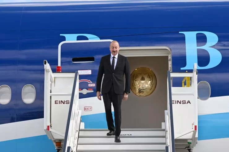 Prezident Qırğızıstana getdi