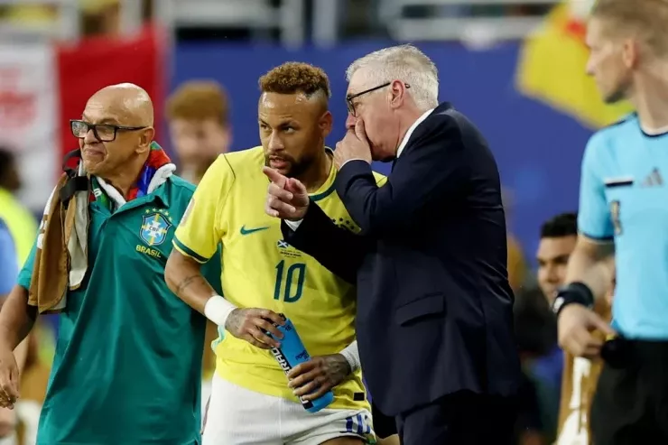 Ançelotti Dünya çempinatında Neymarla bağlı  onu nəyin qıcıqlandırdığını AÇIQLADI 