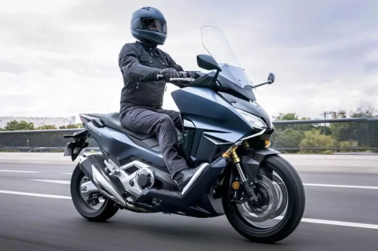 Bakıda motosiklet qaçıran  yeniyetmə tutuldu