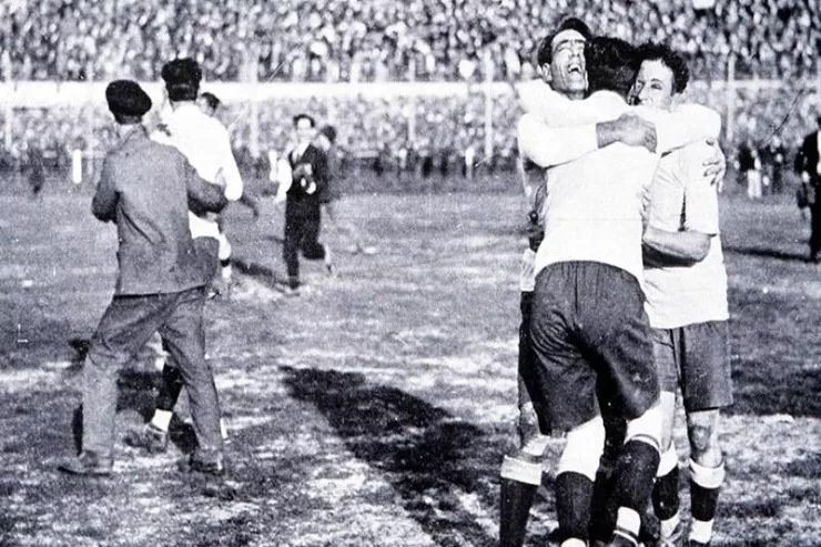 Futbol tarixinin ilk Dünya çempionatı:  1930-cu ildə Uruqvayda nələr baş verib? 