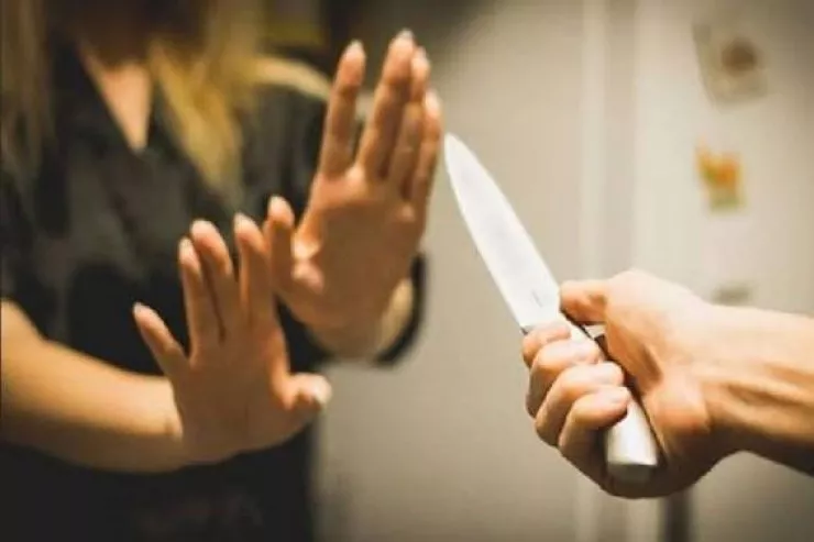 Cəlilabadda DƏHŞƏT:  Dayısının arvadını  öldürdü
