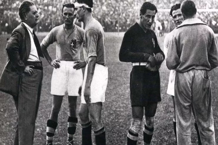 1934-cü il Dünya çempionatı:  Mussolininin güc nümayişi  və futbolun qaranlıq tərəfi 