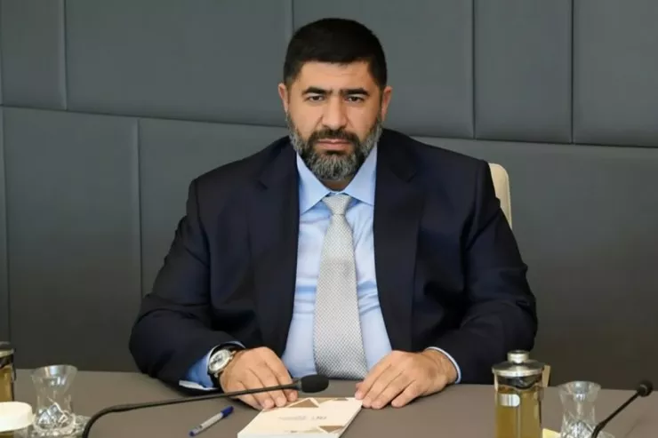 Ruslan Eyyubov həbsdən buraxıldı 