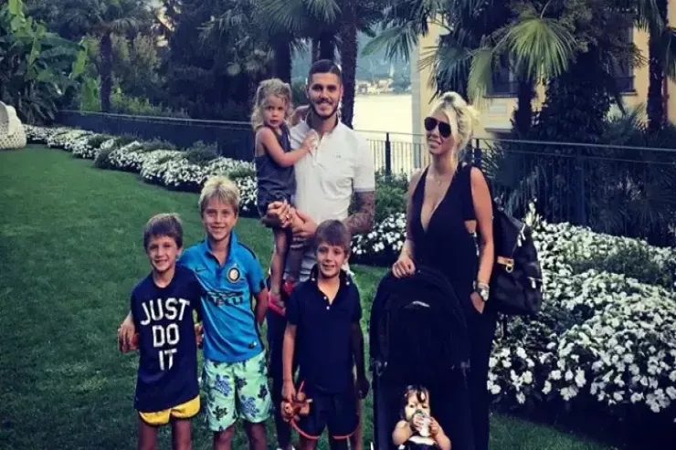 Vanda Nara Mauro İkardini şoka saldı:  bahalı hədiyyəsini satışa çıxardı 