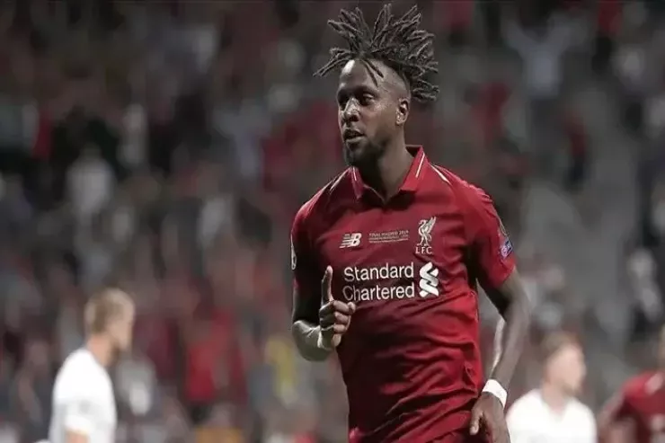 "Liverpul"un futbolçusu 31 yaşında  karyerasını başa vurdu 