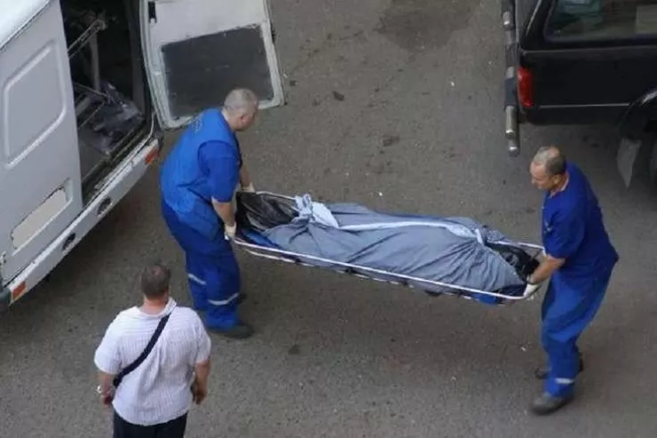 Bakıda 72 yaşlı qadının bıçaqlanmış meyiti  tapıldı