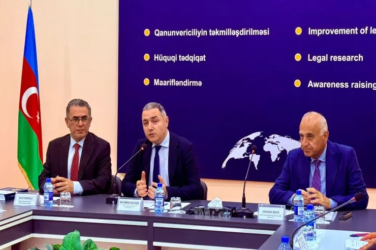 Media nümayəndələri üçün insan hüquqlarının qorunmasına dair maarifləndirici sessiya keçirilib 