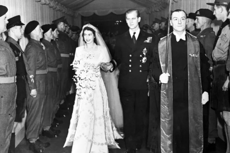 Yelizaveta Filippə yox, başqa birisinə ərə gedə  bilərmiş - bioqraf sirri AÇIQLADI 