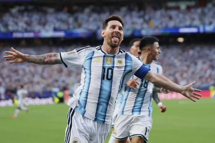Messinin het-triki   Argentinaya qələbə qazandırdı