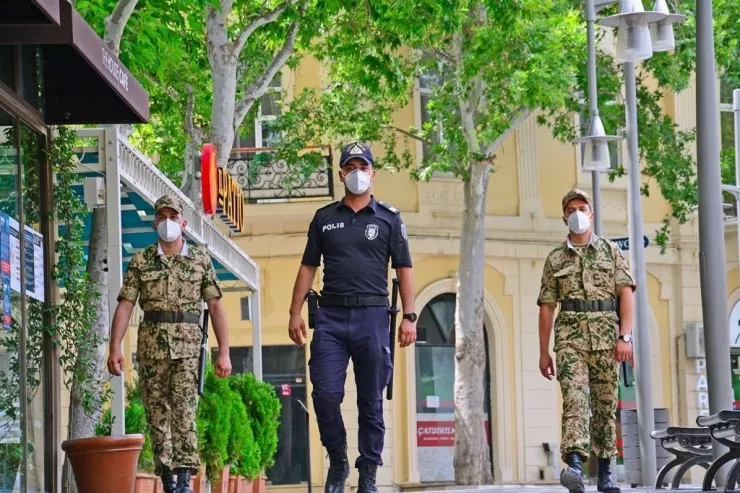 Xüsusi karantin rejimi ilə bağlı YENİ QƏRAR 
