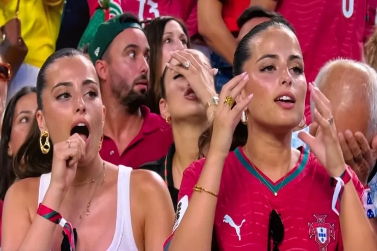 Portuqaliyanın oyunundan daha gözəl  azarkeşləri: Əkiz bacılar 