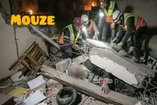 Bu da Xameneinin meyitinin FOTOSU 