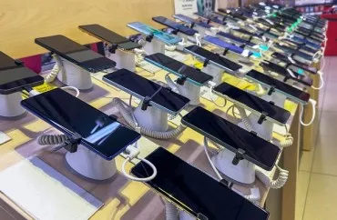 Ucuz və bahalı smartfonlar arasındakı fərq 