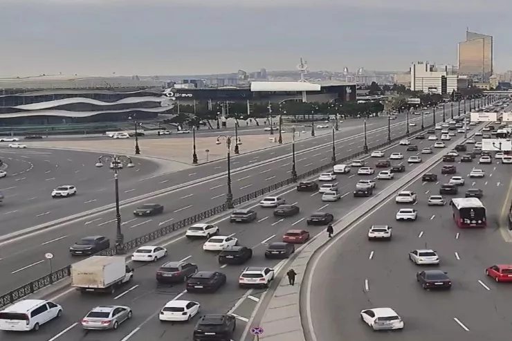 Bakıda bu yollarda sıxlıq var - SİYAHI 