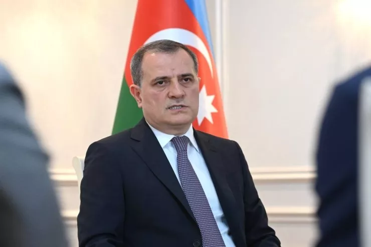 Ceyhun Bayramov Türkiyəyə getdi