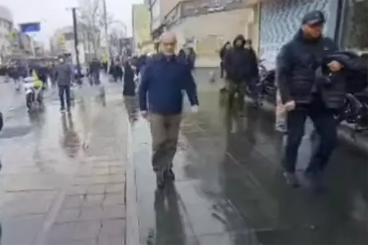 Pezeşkian Tehran küçələrində -VİDEO 