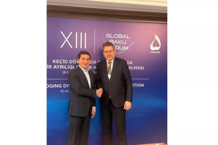 Hikmət Hacıyev Aİ-nin xüsusi nümayəndəsi ilə TRIPP-i müzakirə edib