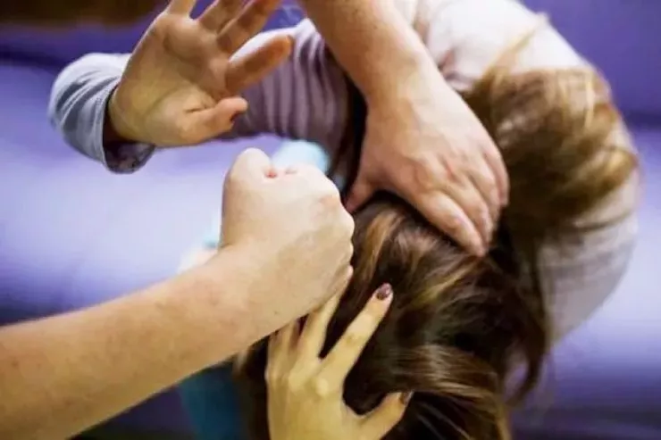 Məşhur aktrisadan ŞOK etiraf:  Anamı ərimlə birlikdə  yaxaladım