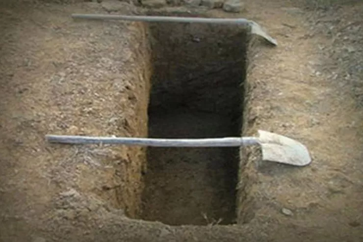 92 yaşlı  rekordçu:   Arvadı üçün də qəbir qazan  kişi təqaüdə çıxdı 